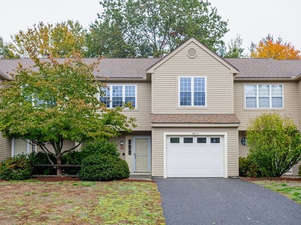 921 Ridgefield Cir C, Clinton MA 01510