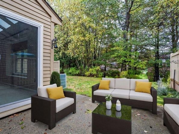 921 Ridgefield Cir C, Clinton MA 01510