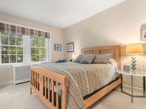 17 James St 1, Brookline MA 02446