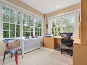 17 James St 1, Brookline MA 02446