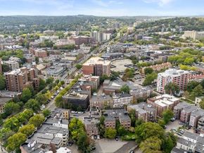 17 James St 1, Brookline MA 02446
