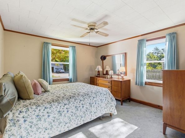 67 Swifts Beach Road, Wareham MA 02571