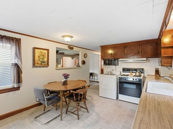 67 Swifts Beach Road, Wareham MA 02571