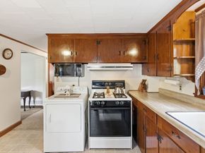 67 Swifts Beach Road, Wareham MA 02571