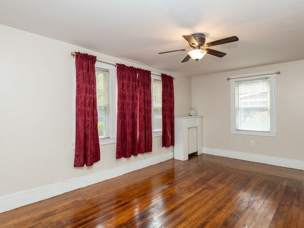 8 Newcomb Avenue, Saugus MA 01906