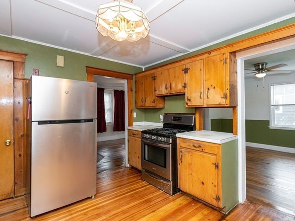 8 Newcomb Avenue, Saugus MA 01906