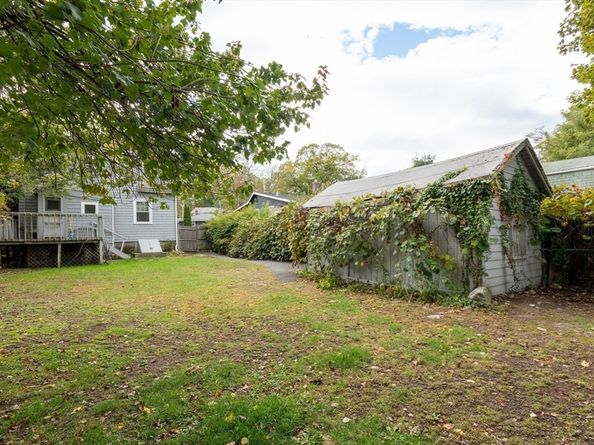 8 Newcomb Avenue, Saugus MA 01906