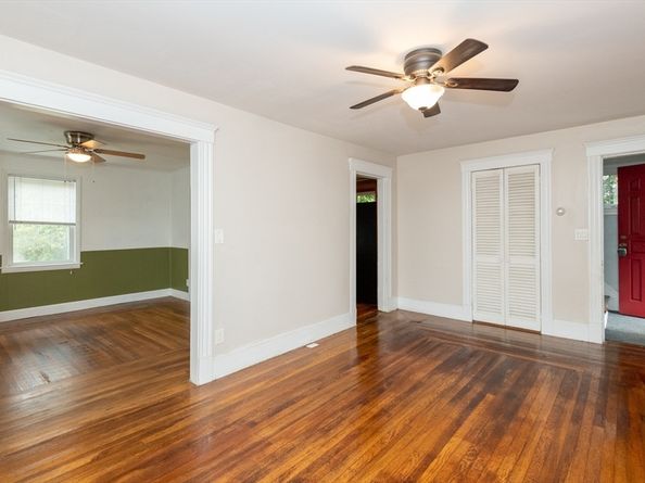 8 Newcomb Avenue, Saugus MA 01906