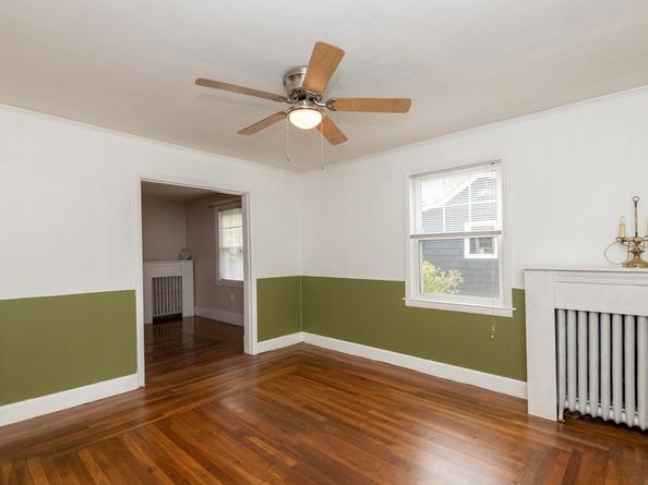 8 Newcomb Avenue, Saugus MA 01906