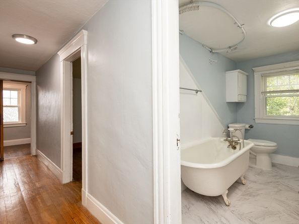 8 Newcomb Avenue, Saugus MA 01906