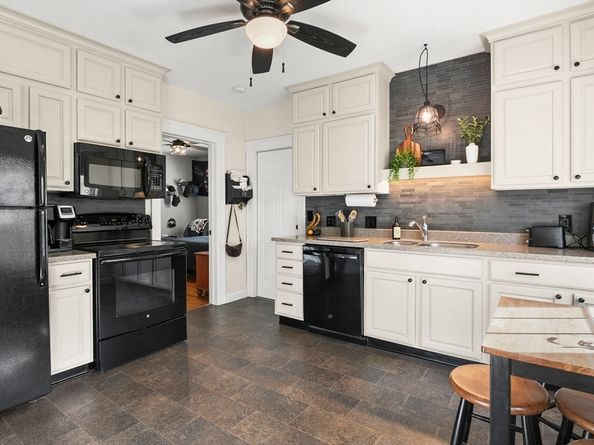 12-14 Copperfield Road, Worcester MA 01602