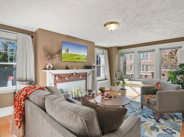 12-14 Copperfield Road, Worcester MA 01602