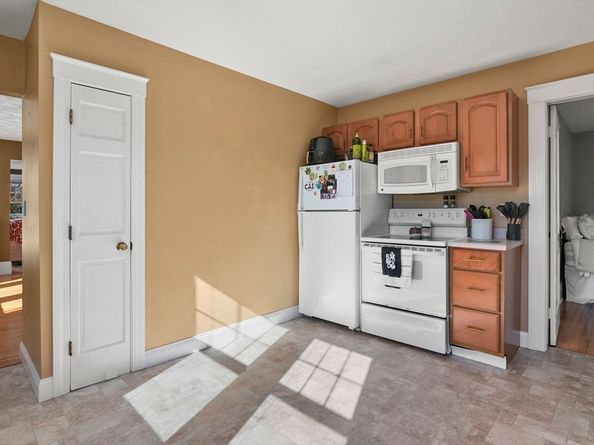 12-14 Copperfield Road, Worcester MA 01602