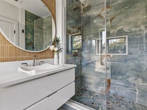 198 Bowen 2, Boston MA 02127