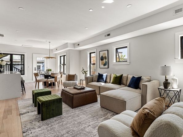 198 Bowen 2, Boston MA 02127