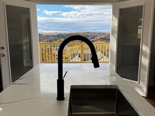 41 Westminster St, Worcester MA 01605