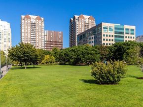 8 Museum Way 1103, Cambridge MA 02141