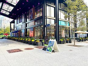 8 Museum Way 1103, Cambridge MA 02141