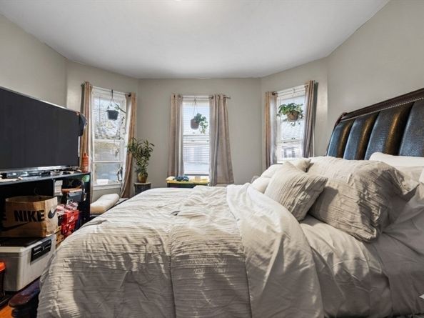 27 Havelock Street, Boston MA 02124