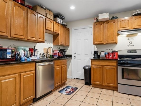 27 Havelock Street, Boston MA 02124