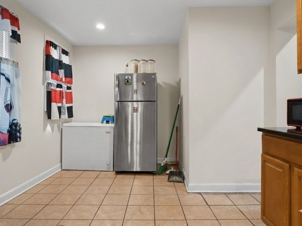 27 Havelock Street, Boston MA 02124