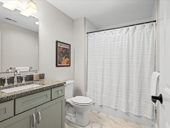 9 Hawk Lane 28, Framingham MA 01701