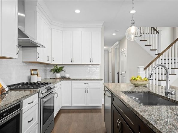 9 Hawk Lane 28, Framingham MA 01701