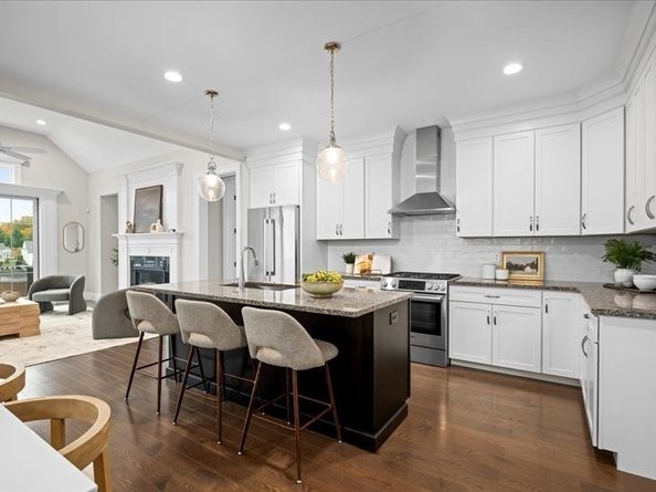 9 Hawk Lane 28, Framingham MA 01701