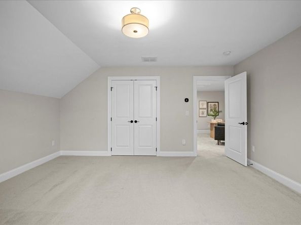 9 Hawk Lane 28, Framingham MA 01701