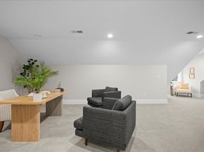 9 Hawk Lane 28, Framingham MA 01701