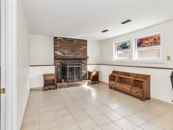 167 Charles Drive, Tewksbury MA 01876