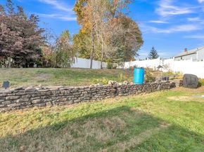 5 Birch Hill Rd, Worcester MA 01606