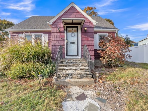 5 Birch Hill Rd, Worcester MA 01606