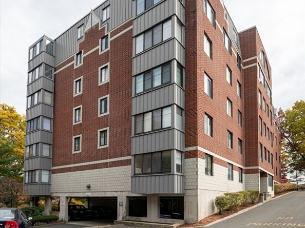 200 Ledgewood Drive 505, Stoneham MA 02180