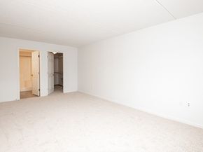 200 Ledgewood Drive 505, Stoneham MA 02180