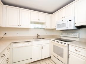 200 Ledgewood Drive 505, Stoneham MA 02180