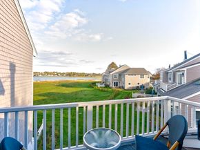 19 Harbourside Rd 19, Quincy MA 02171