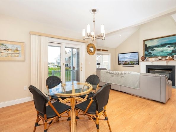 19 Harbourside Rd 19, Quincy MA 02171