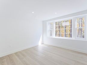 60 Duxbury Dr, Holden MA 01520