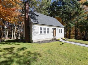 60 Duxbury Dr, Holden MA 01520