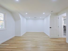 60 Duxbury Dr, Holden MA 01520