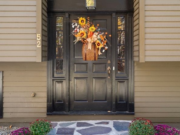 52 & 54 Wells Park Rd, Sturbridge MA 01566