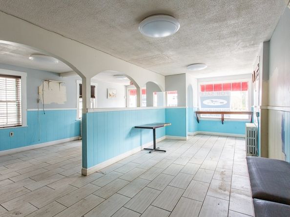 4 E Main St, West Brookfield MA 01585