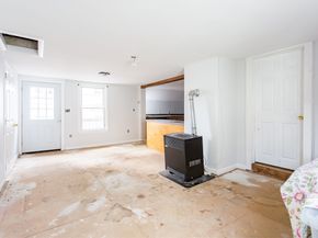 4 E Main St, West Brookfield MA 01585