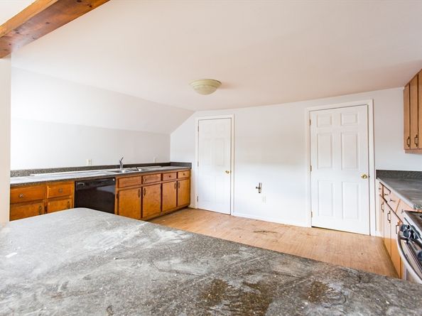 4 E Main St, West Brookfield MA 01585