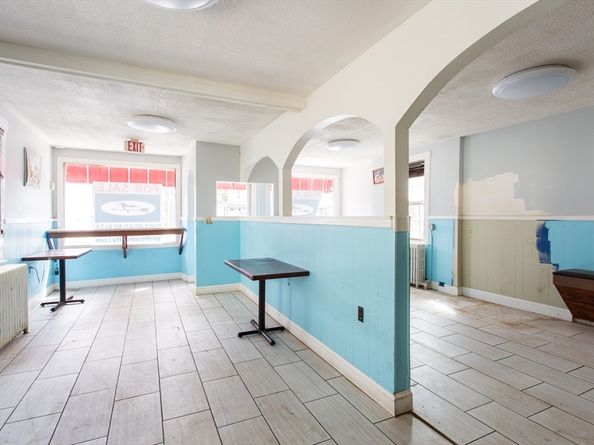 4 E Main St, West Brookfield MA 01585