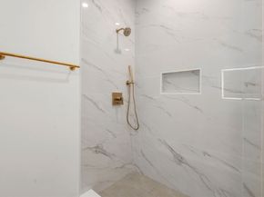 16 Stearns Rd 207, Wellesley MA 02482