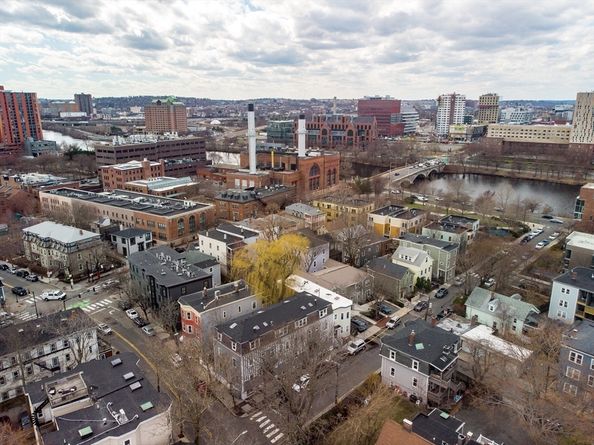 2 Hingham St, Cambridge MA 02138