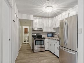 116 Boston Post Rd E 105, Marlborough MA 01752