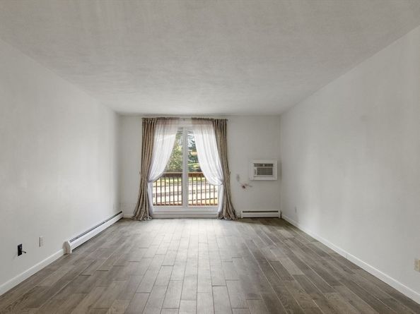 116 Boston Post Rd E 105, Marlborough MA 01752